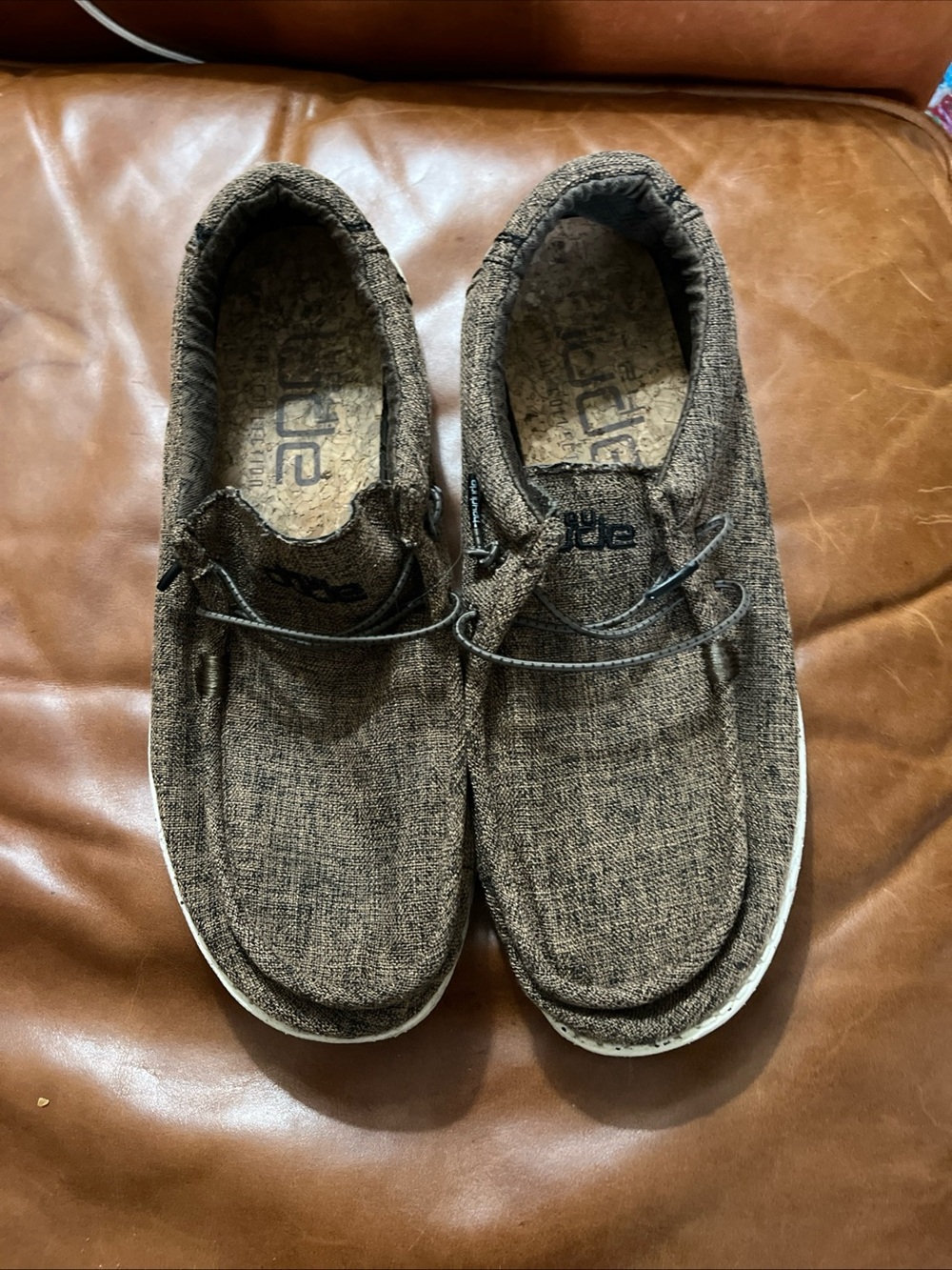 Hey Dude Casual Brown Men's Slip-On Canvas Shoes Sz 9
